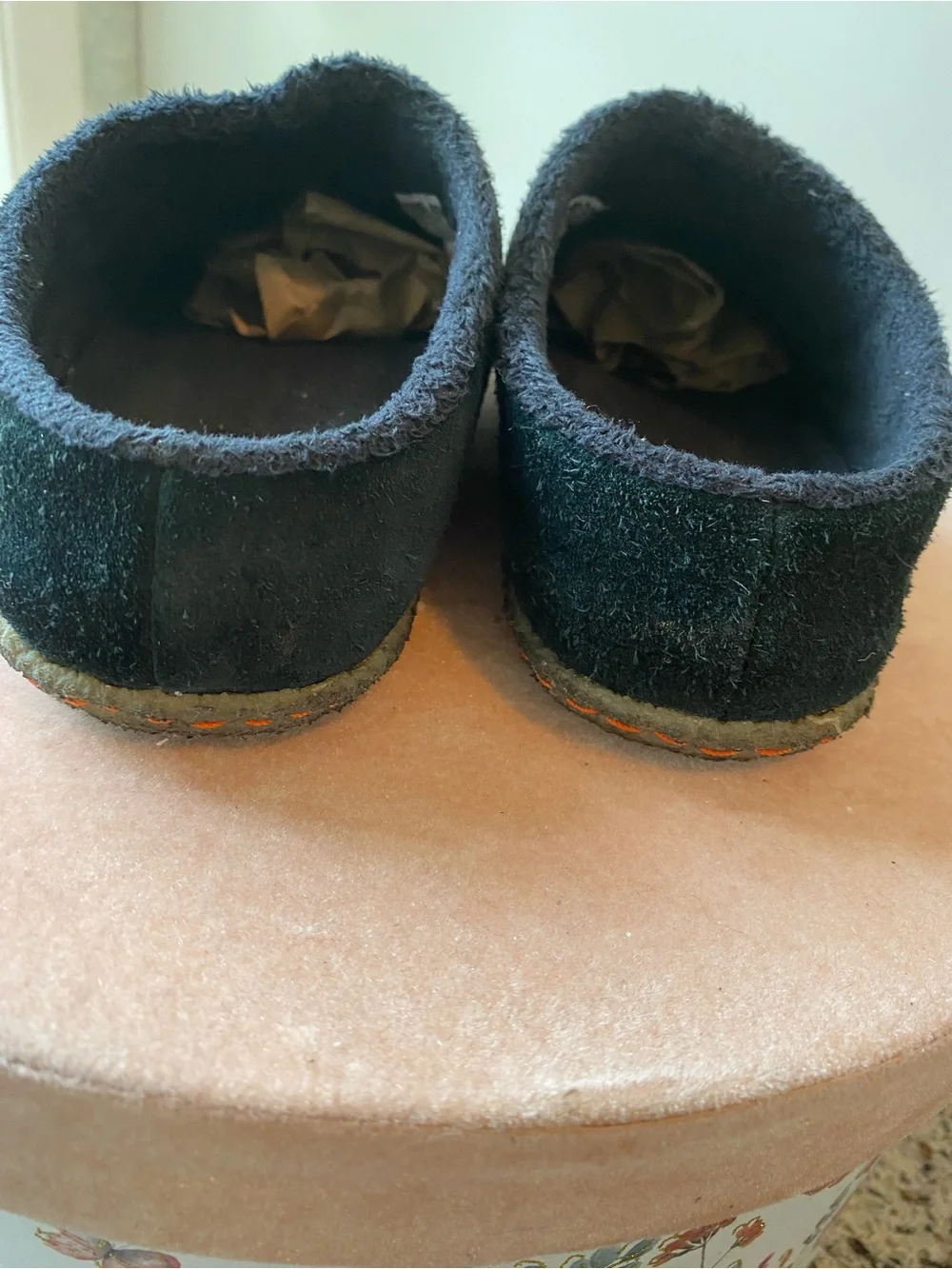 SOREL Lanner Ridge Kids Slip On Slippers Black Suede Upper Fleece Lining 1